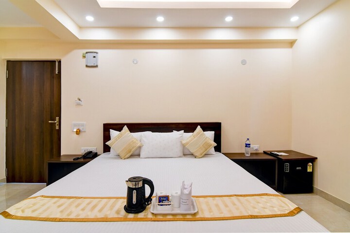 Room 10 of 27