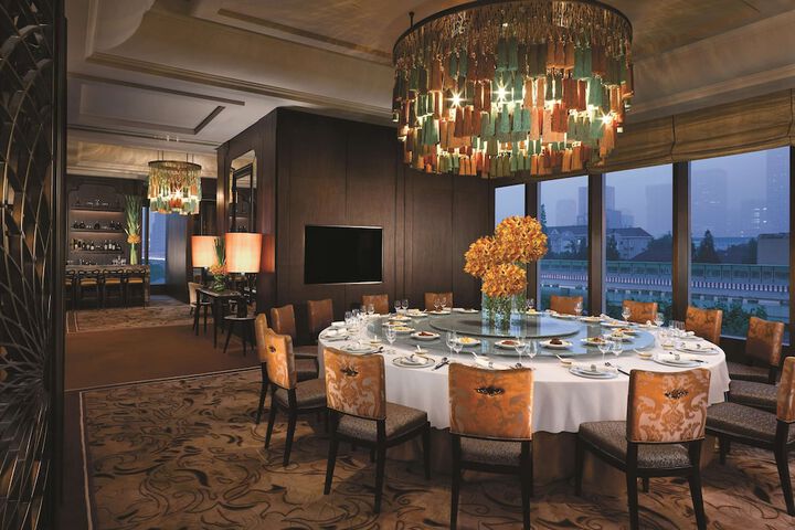 Dining 57 of 80