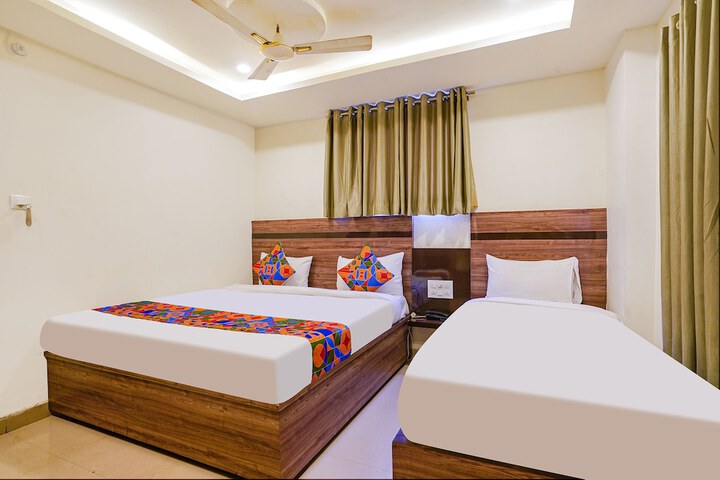Room 19 of 29