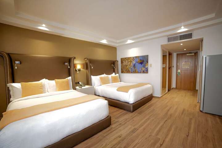 Room 20 of 82