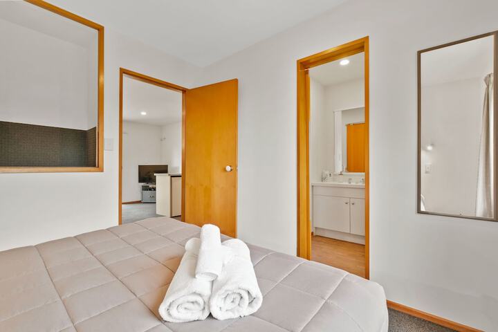 Room 5 of 46