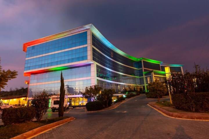 Image of National Park Hotel