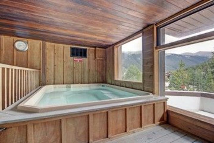 Spa 16 of 21