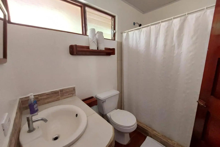 Room 9 of 23