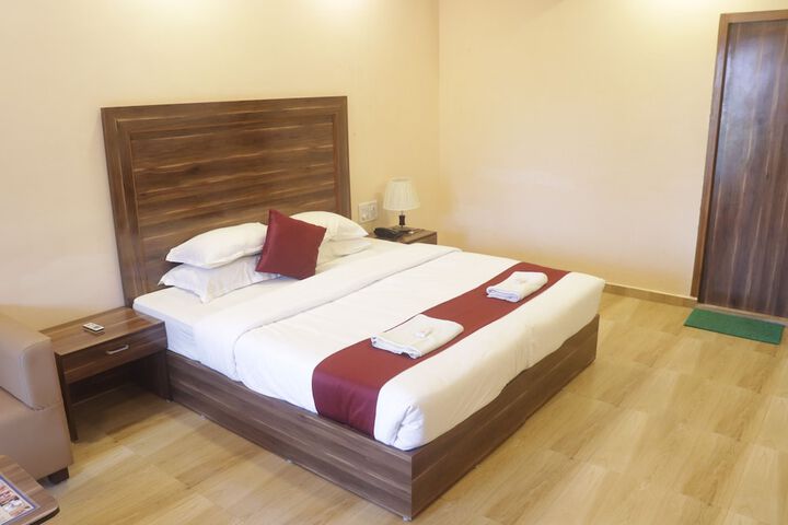 Room 5 of 35
