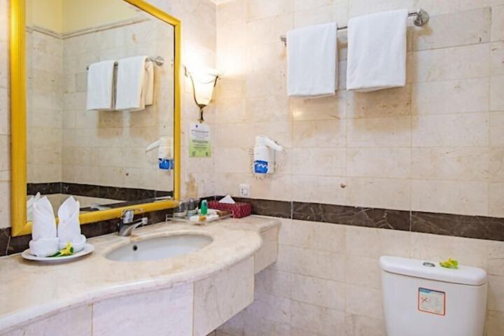 Bathroom Photo