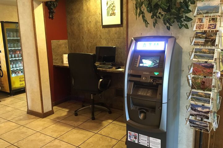 ATM/banking on site