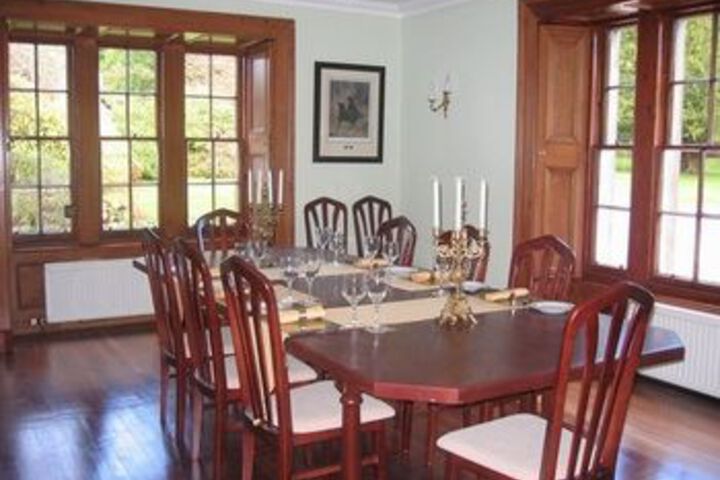 Room 16 of 19