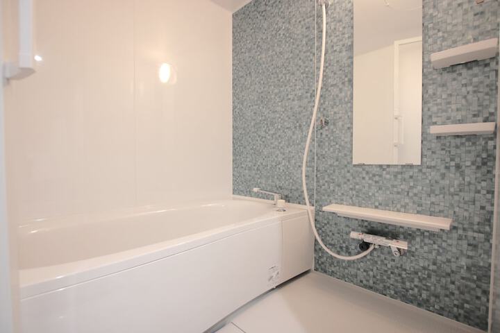 Room 9 of 20