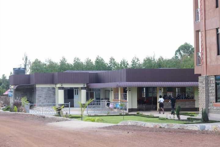 Hotel 64 of 80