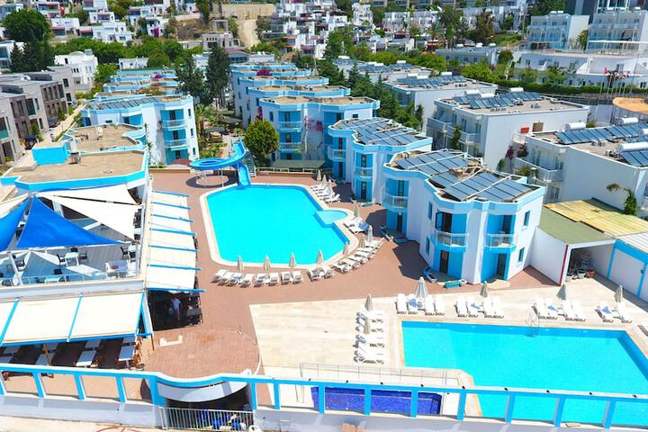 Carina Resort Hotel