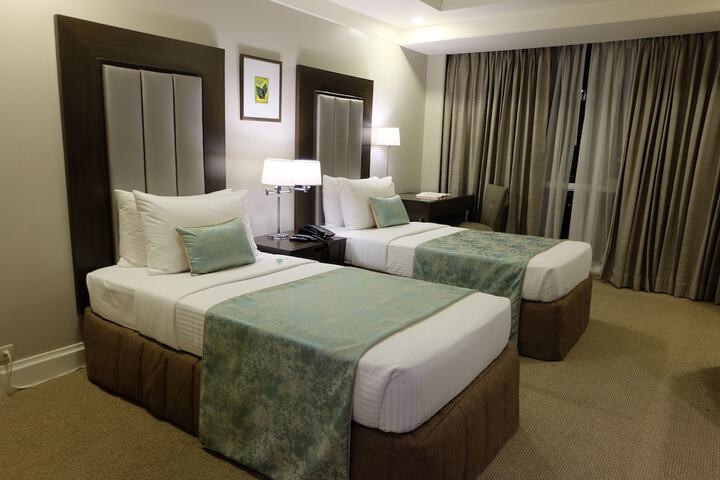 Room 17 of 51