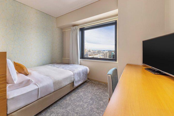 Room 4 of 31