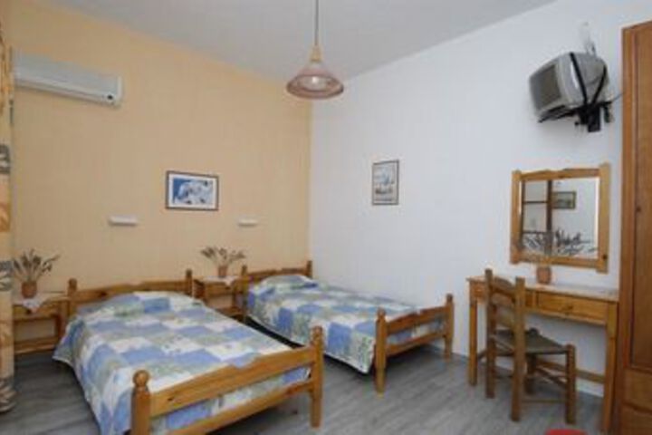 Room 7 of 39