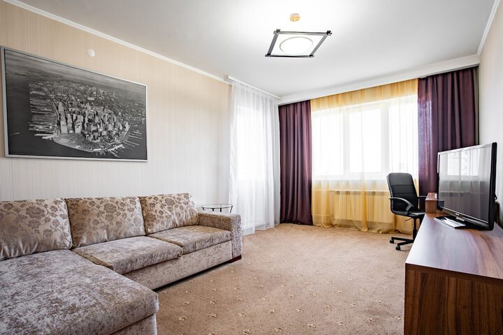 Room 13 of 50