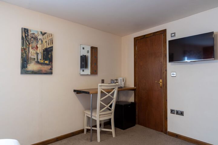 Room 20 of 52