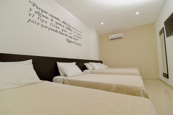 Room 16 of 30