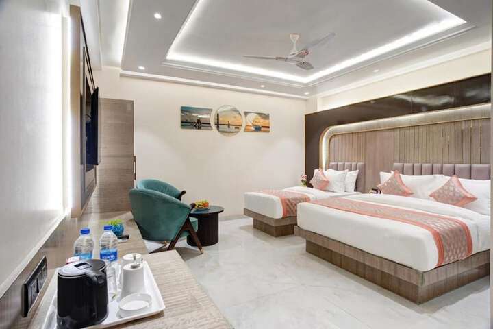 Room 32 of 75