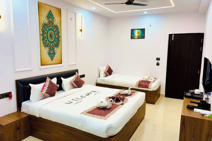 Room 9 of 39