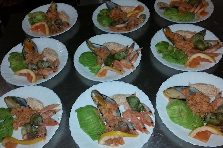 Dining 12 of 18