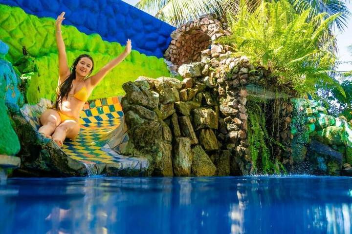 Pools & Facilities