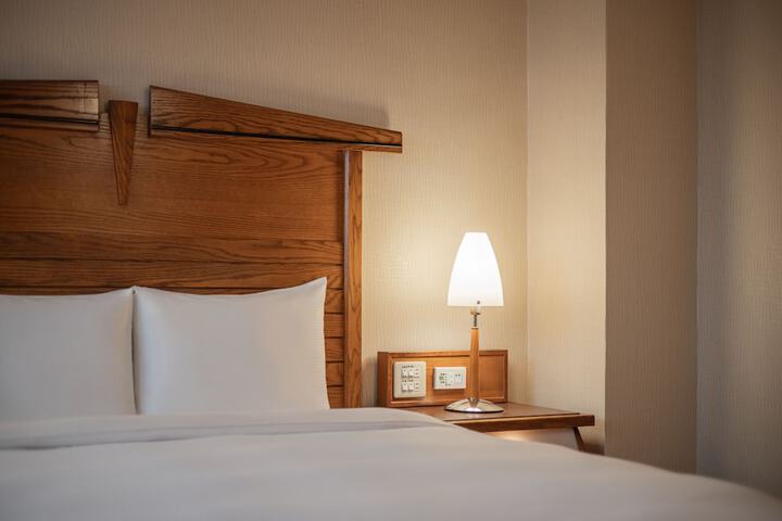 Room 3 of 36