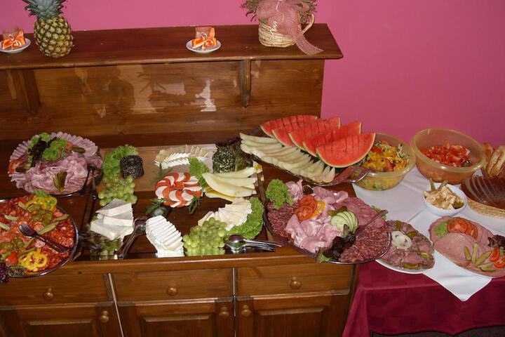 Dining Photos