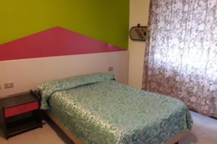 Room 15 of 29