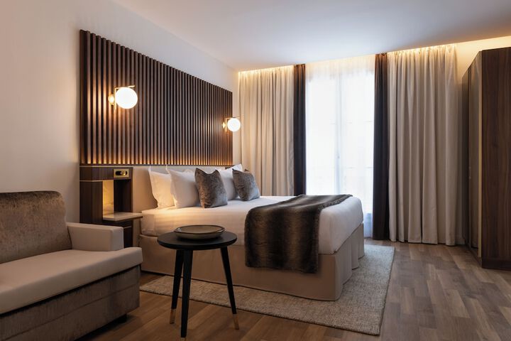 Room 17 of 42