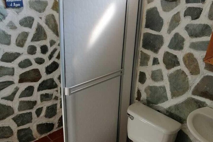 Room 16 of 26