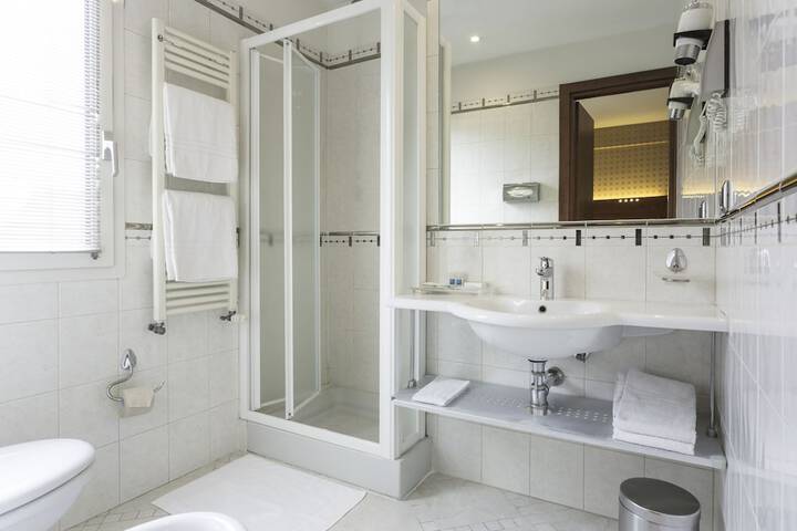 Bath Photo