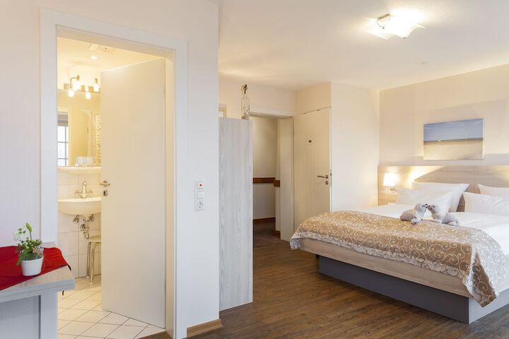 Room 44 of 113