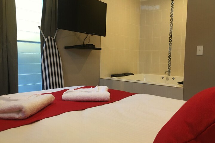 Room 26 of 79
