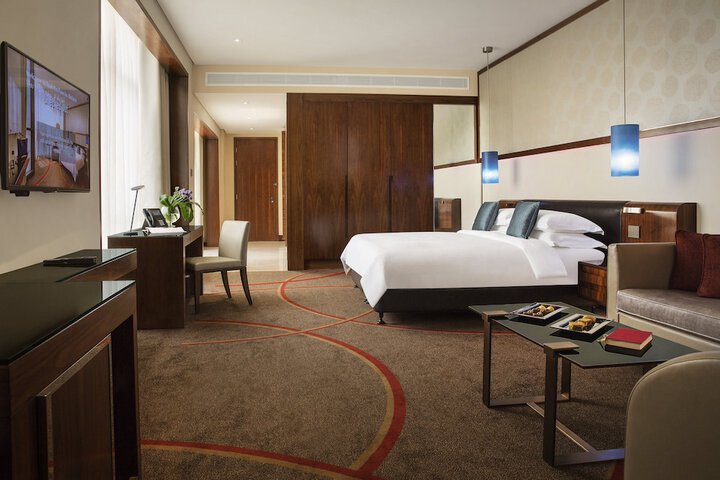 Room 32 of 81