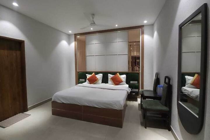 Room 29 of 50