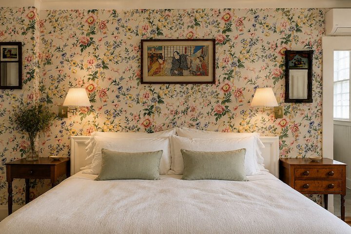 Room 7 of 44