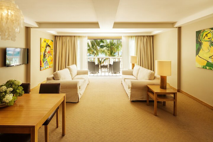 Room 17 of 46