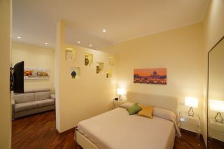 Room 20 of 28