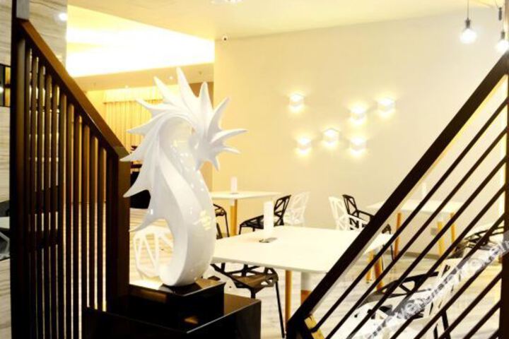 Hotel Interior 15 of 28
