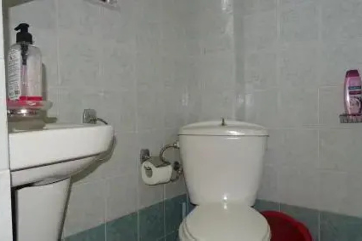 Room 8 of 8