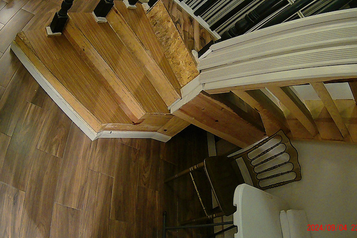 Room 82 of 152