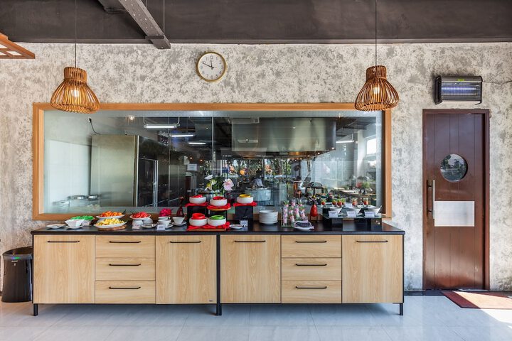 Dining Photos