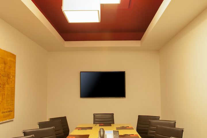 Business Center 34 of 43