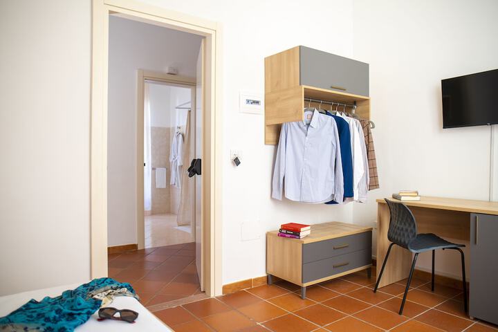 Room 20 of 107