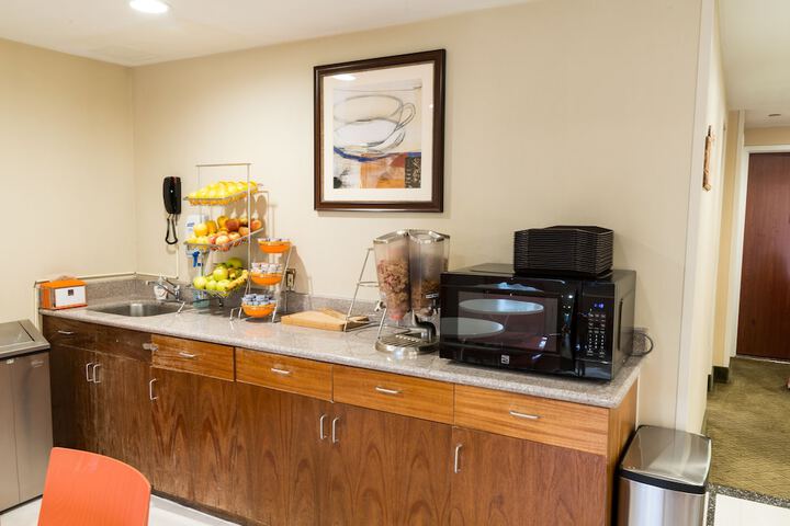 Snack bar