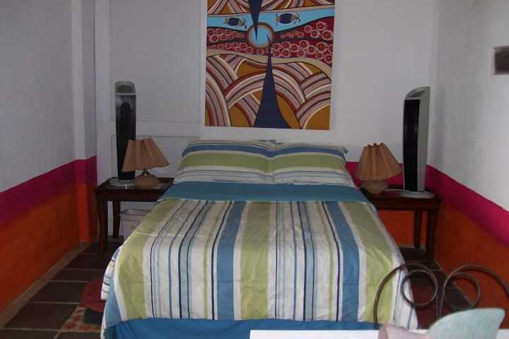 Room 8 of 89