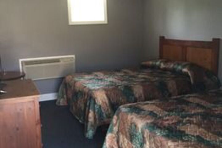 Room 16 of 37