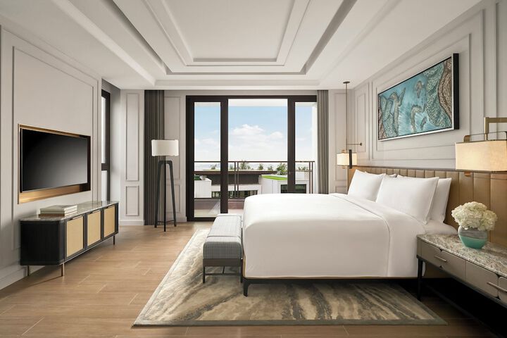 Room 38 of 145