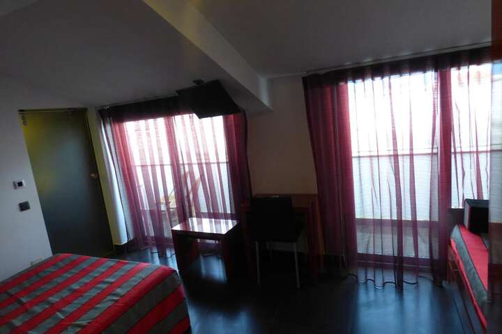 Room 15 of 49