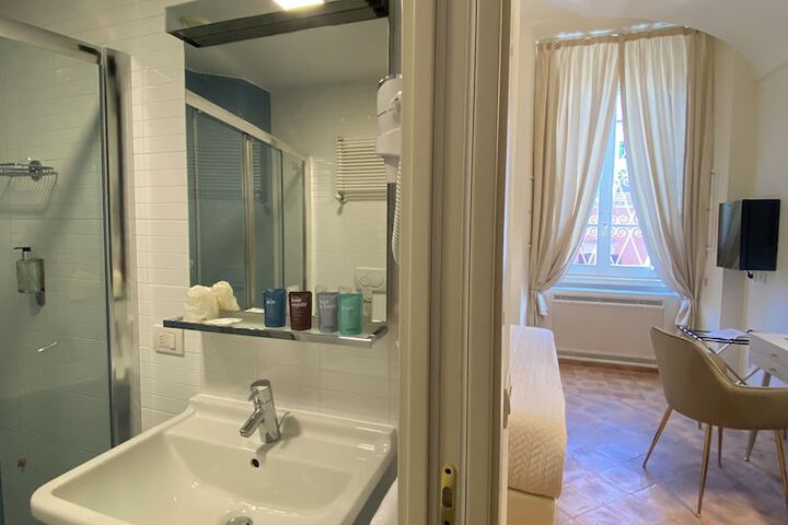 Room 129 of 180
